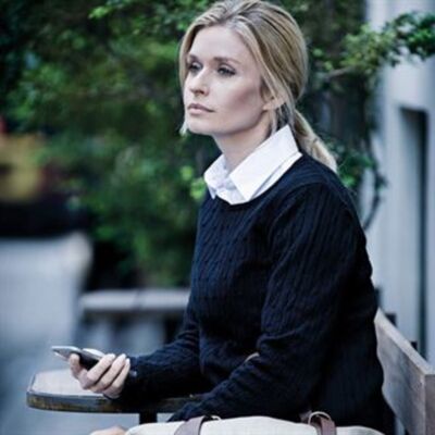 Women's Winston cable knit jumper Thumbnail